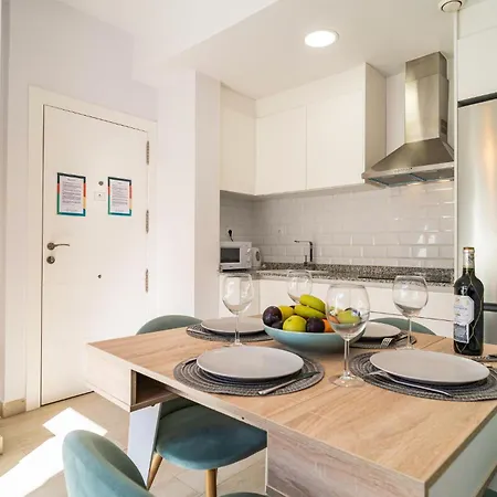 Beautiful Apartment In Fuengirola