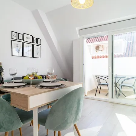 Beautiful Apartment In Fuengirola * Fuengirola