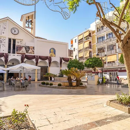 Beautiful Apartment In Fuengirola